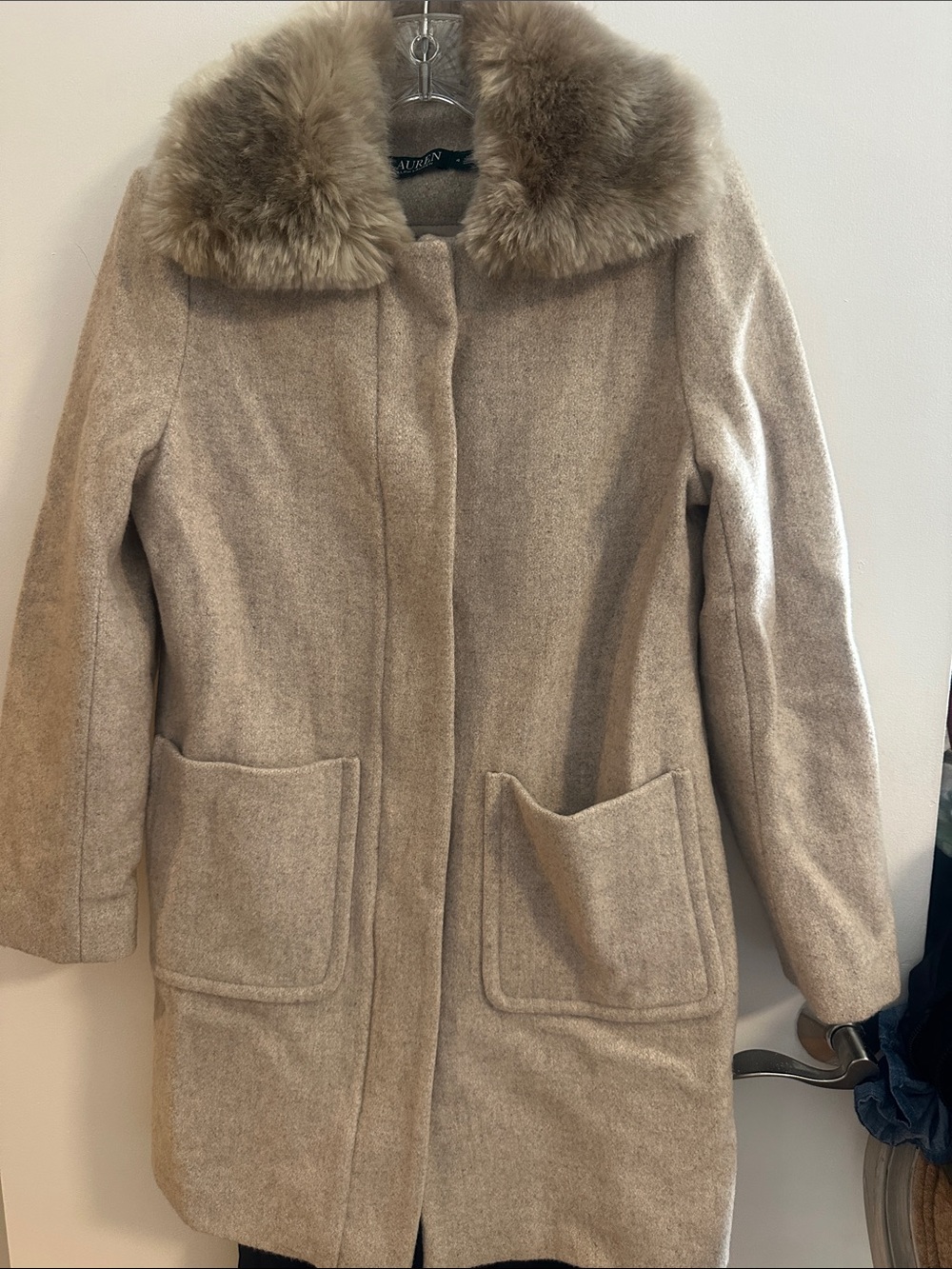 Lauren Ralph Lauren Beige Wool-Blend Coat with Faux Fur Collar size 4